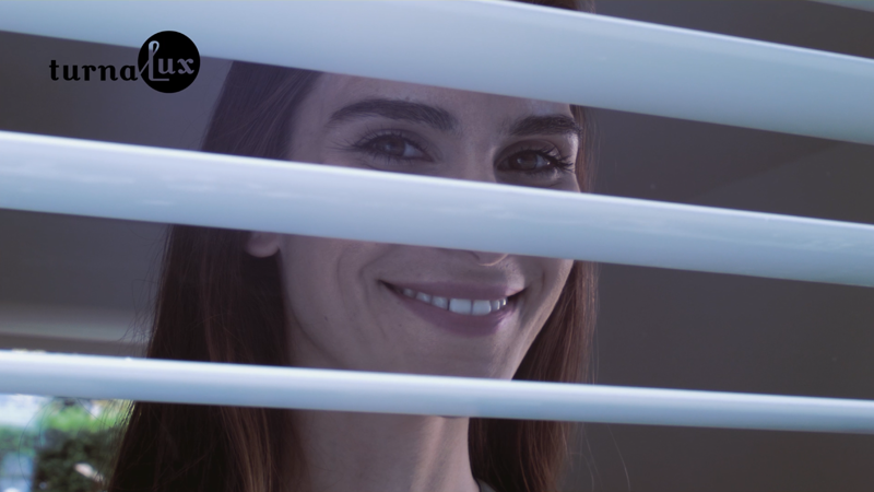 035-WoodAndWashi_Turnalux_EN